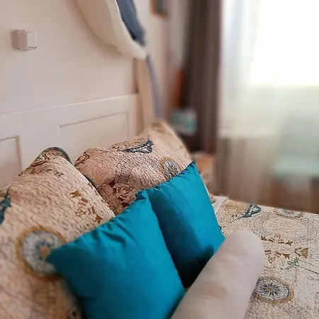 Apartment Atelier Tina Art *